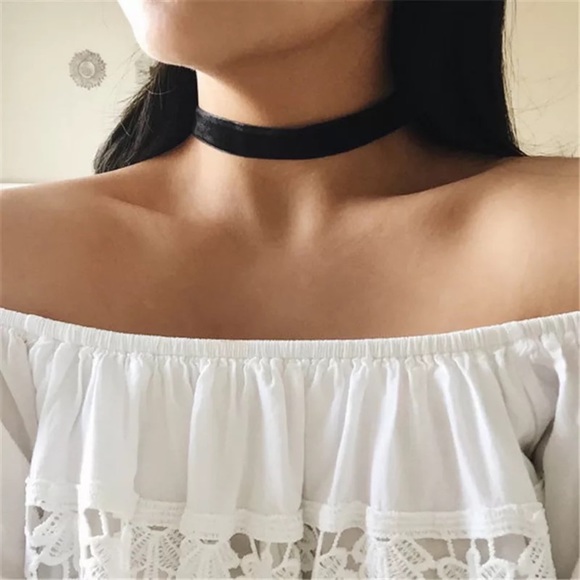 Jewelry - Retro 90s Wide Band Super Soft Choker Necklace